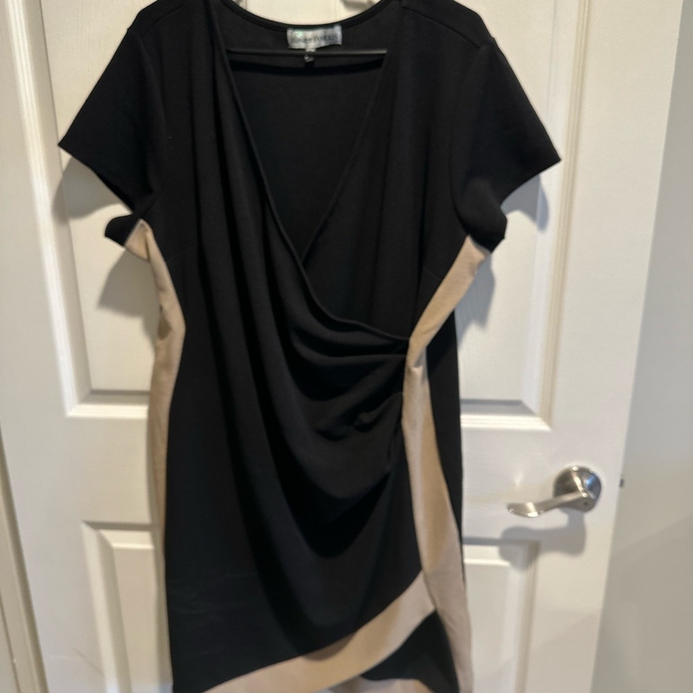 Almost Famous Black and Tan Ruched Wrap Dress